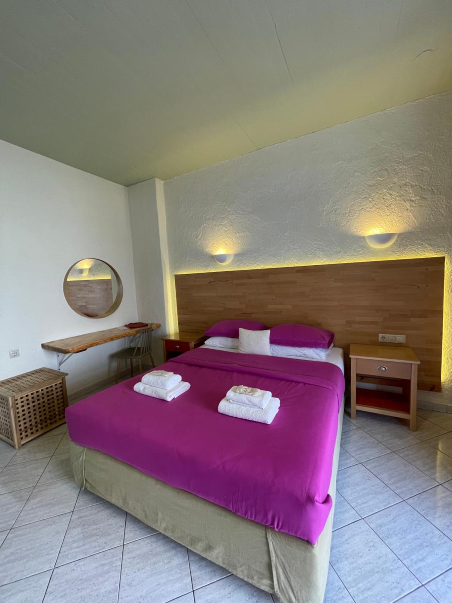 Villa Georgia Apartments & Suites Kalamaki Habitación foto