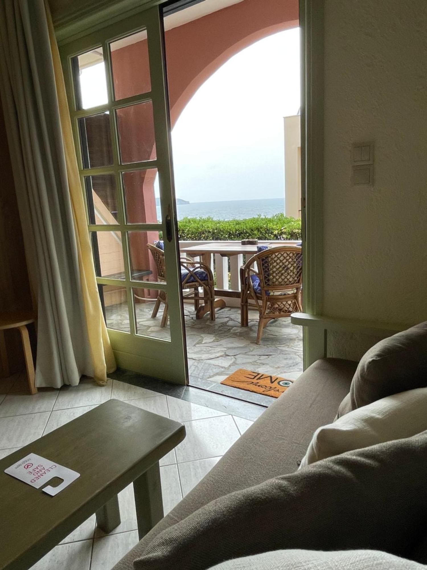 Villa Georgia Apartments & Suites Kalamaki Habitación foto