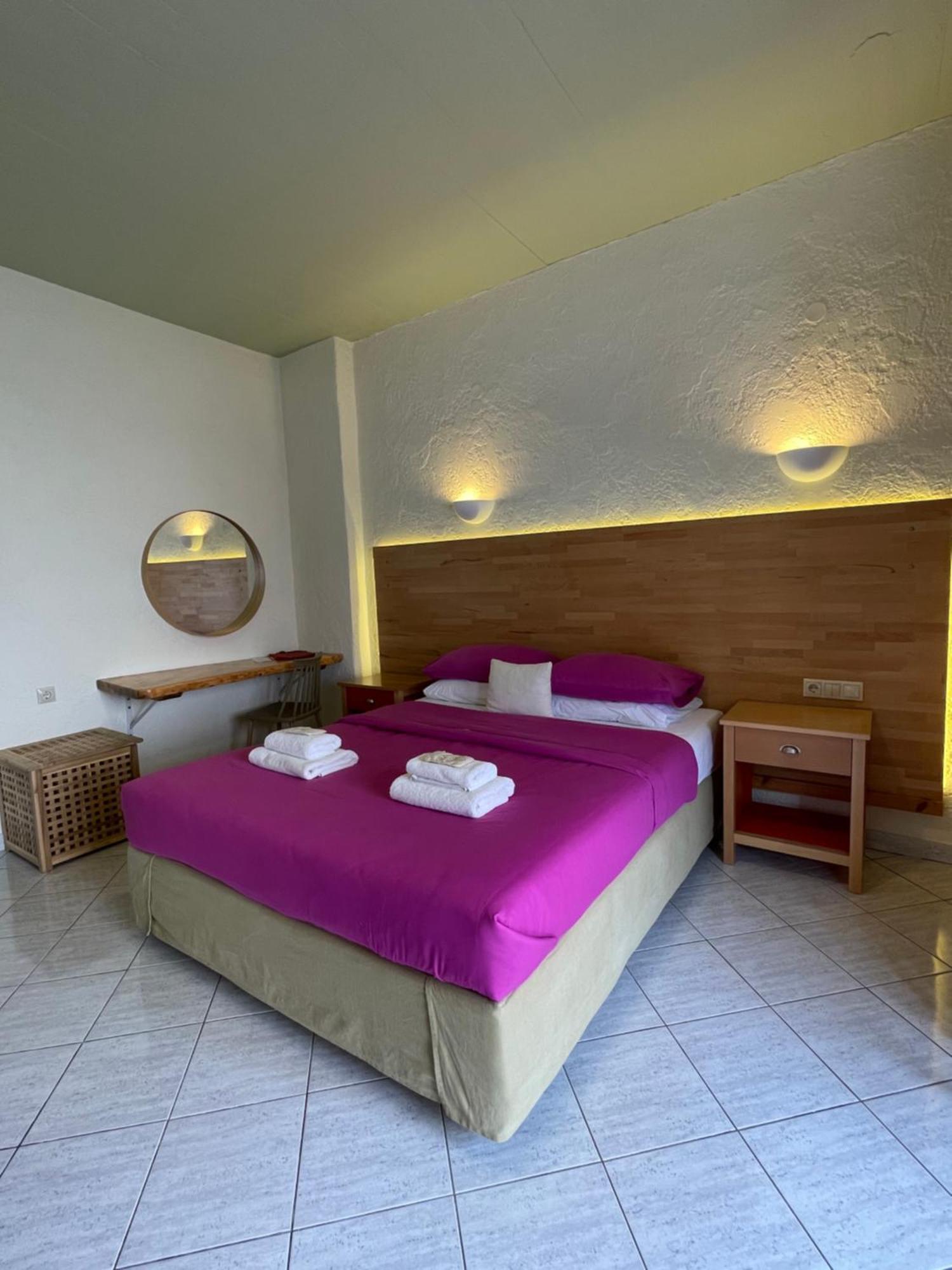 Villa Georgia Apartments & Suites Kalamaki Habitación foto